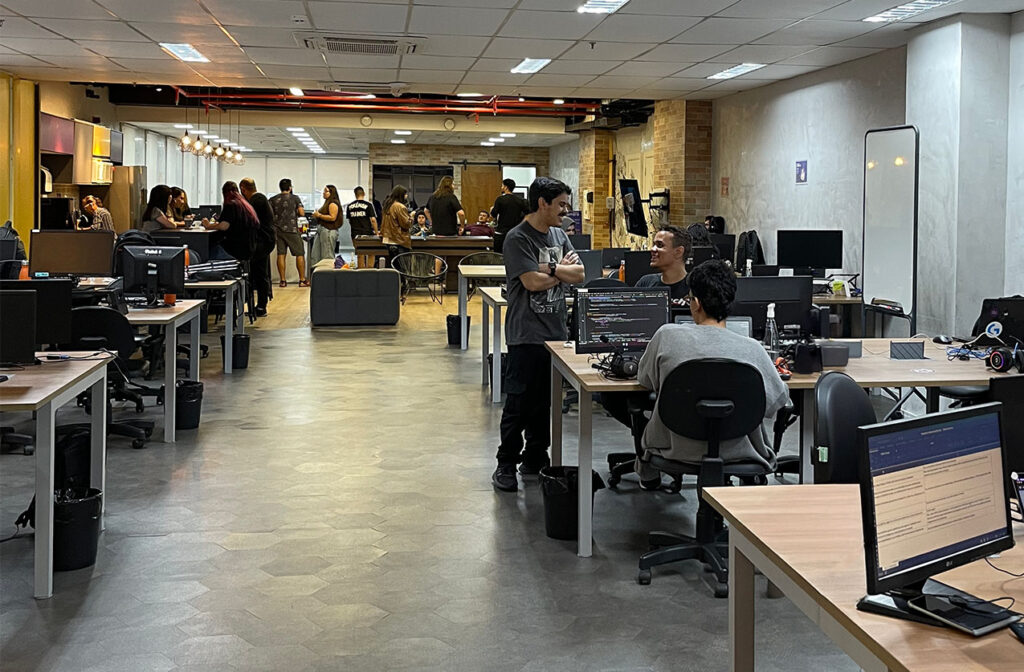 Escritório da FCamara em Santos, onde ocorre o Orange Hub.