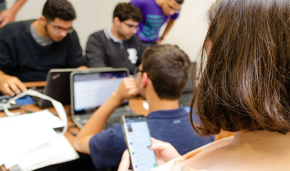 Hackathon presencial do Programa de Formação no escritório da FCamara em 2019